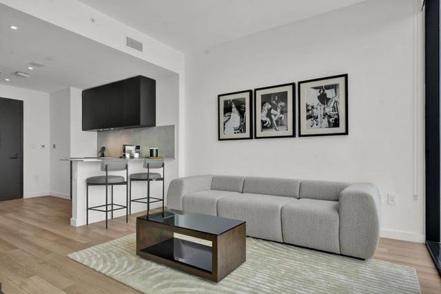 20 NE 11th Street 2709, Miami, FL 33132