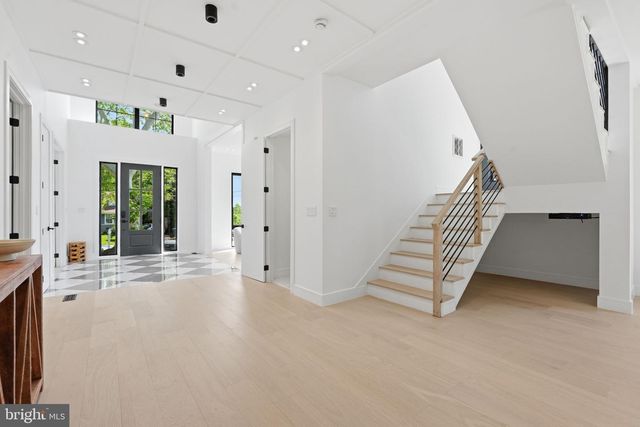 3126 WESTLEY RD, Falls Church, VA 22042
