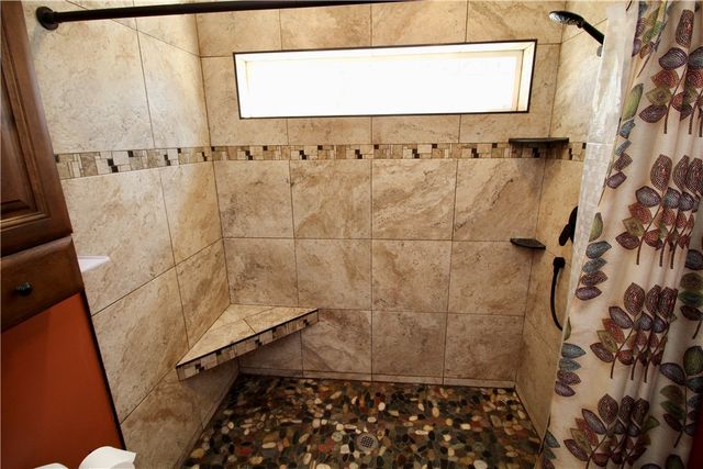 16 Cullens Run, Pittsford, NY 14534