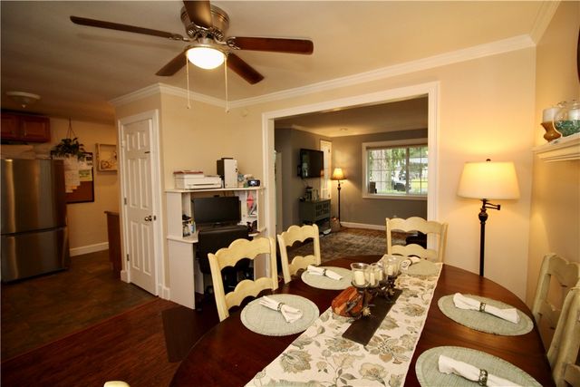 16 Cullens Run, Pittsford, NY 14534