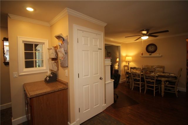 16 Cullens Run, Pittsford, NY 14534