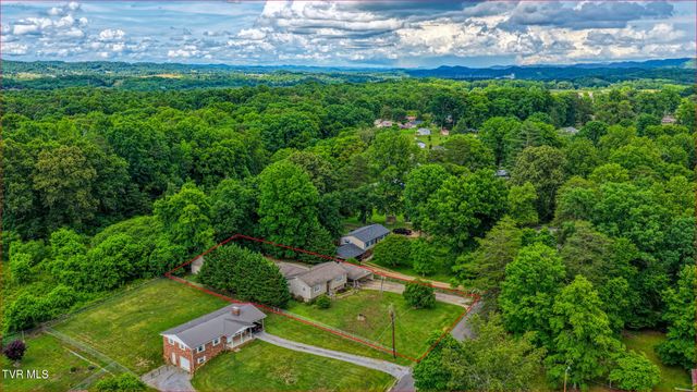 159 Reynolds Hills Drive, Rogersville, TN 37857