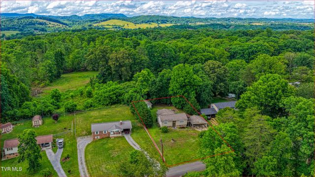 159 Reynolds Hills Drive, Rogersville, TN 37857