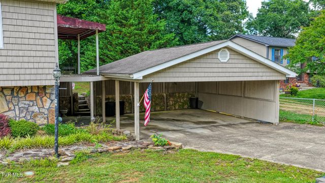 159 Reynolds Hills Drive, Rogersville, TN 37857