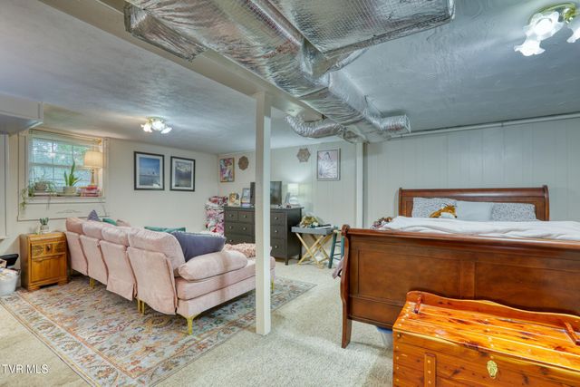 159 Reynolds Hills Drive, Rogersville, TN 37857