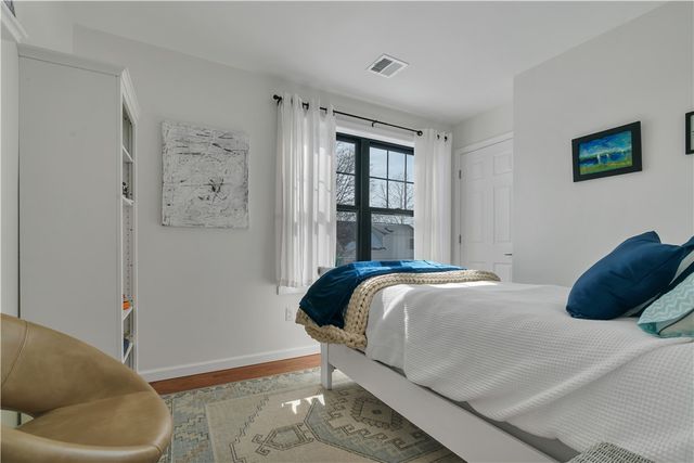 17 Wuddall Avenue, Warwick, RI 02889