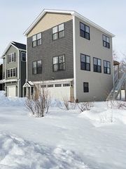 17 Wuddall Avenue, Warwick, RI 02889