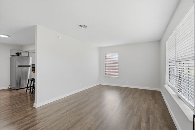 10805 Lake Gardens Drive, Dallas, TX 75218