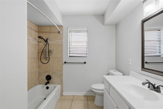 10805 Lake Gardens Drive, Dallas, TX 75218