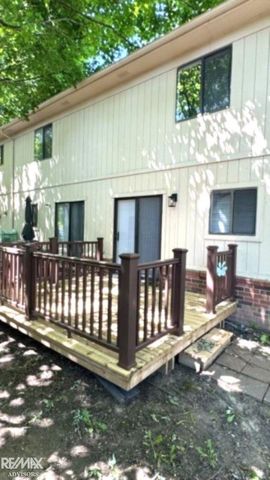 40869 Highpointe Drive, Clinton Twp, MI 48038