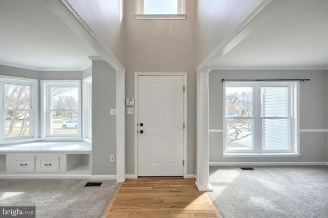 735 CLYDESDALE DR, York, PA 17402