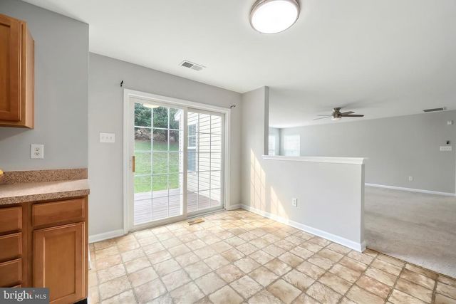 735 CLYDESDALE DR, York, PA 17402