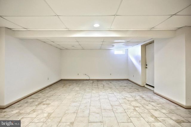 735 CLYDESDALE DR, York, PA 17402