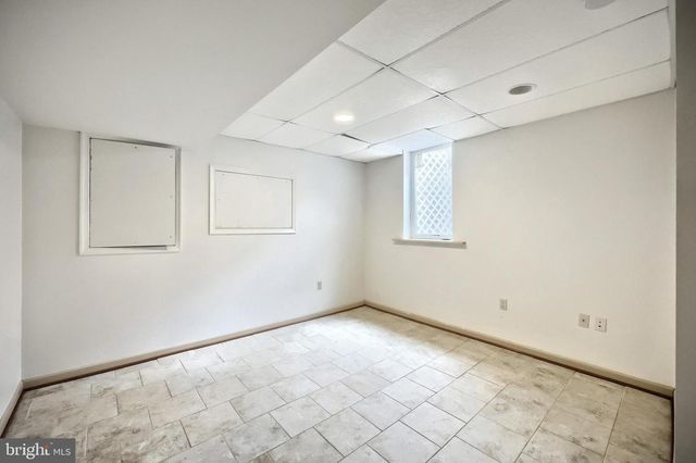 735 CLYDESDALE DR, York, PA 17402