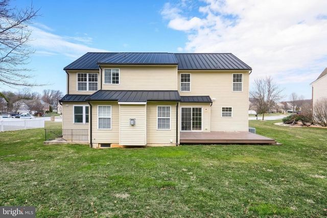 735 CLYDESDALE DR, York, PA 17402