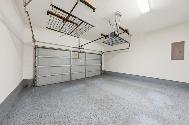 5716 Kansas St B, Houston, TX 77007