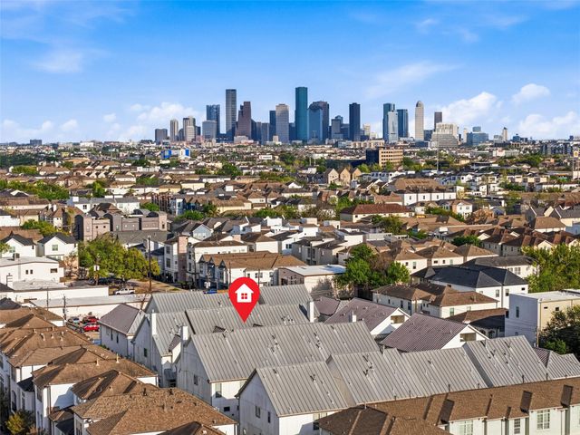 5716 Kansas St B, Houston, TX 77007