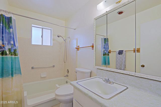 147 N 61ST Way, Mesa, AZ 85205