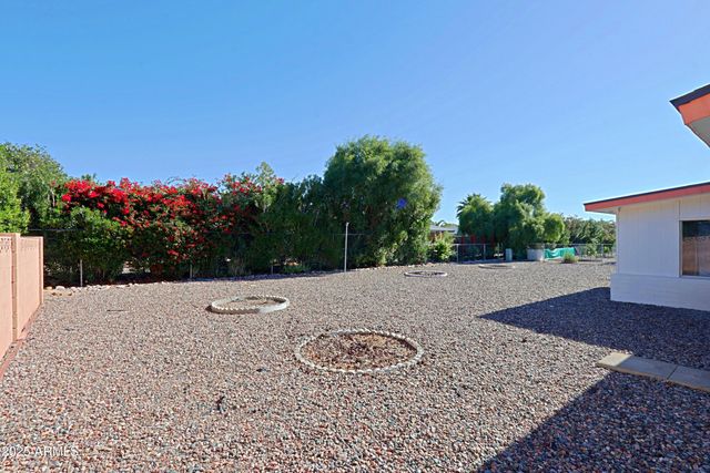 147 N 61ST Way, Mesa, AZ 85205