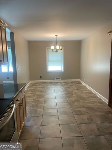 215 Old Mize Road, Toccoa, GA 30577