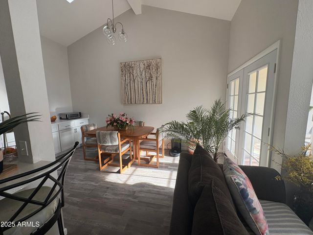 3203 W Loma Lane 5, Phoenix, AZ 85051