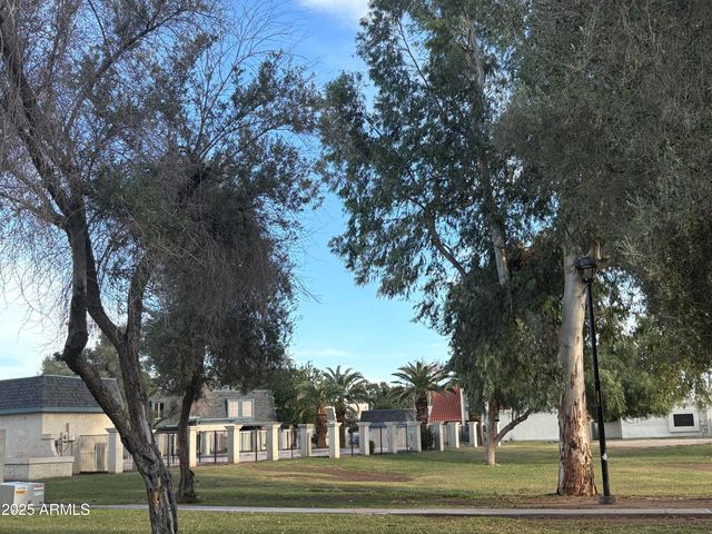 3203 W Loma Lane 5, Phoenix, AZ 85051