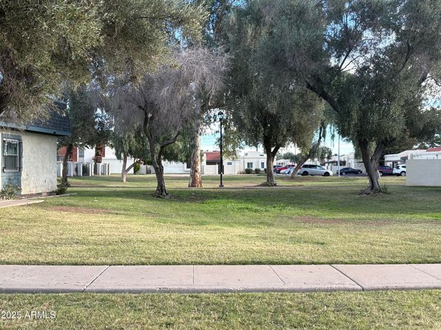 3203 W Loma Lane 5, Phoenix, AZ 85051