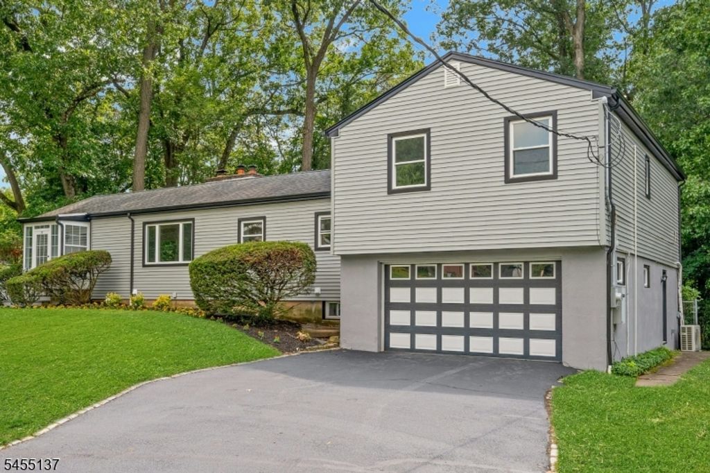 55 Rock Spring Ave, West Orange Twp., NJ 07052 — photo 2