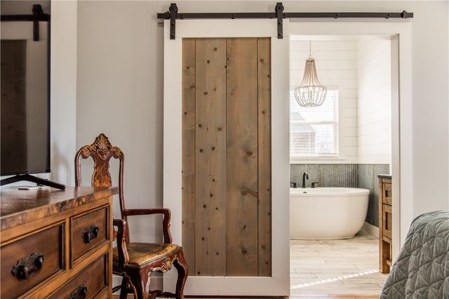 13885 N Mount Olive Road, Gravette, AR 72736