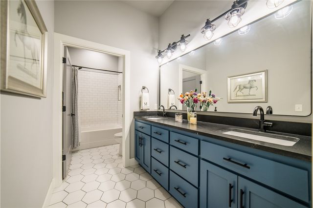 13885 N Mount Olive Road, Gravette, AR 72736