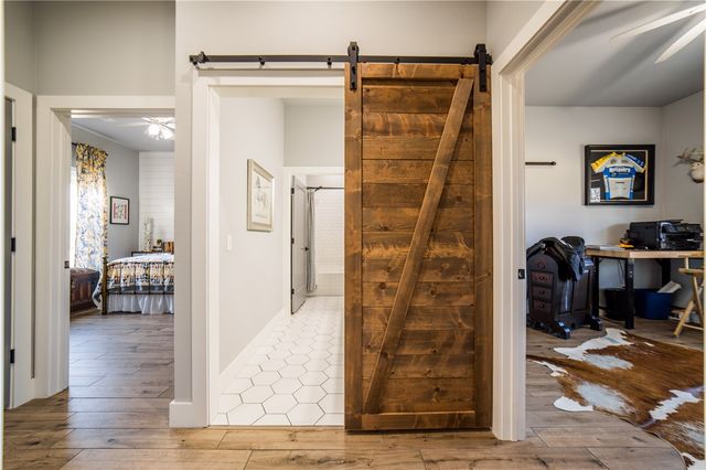 13885 N Mount Olive Road, Gravette, AR 72736