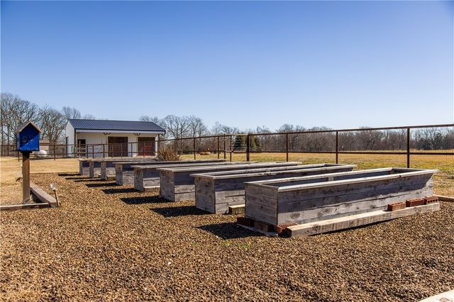 13885 N Mount Olive Road, Gravette, AR 72736