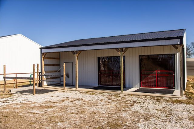 13885 N Mount Olive Road, Gravette, AR 72736