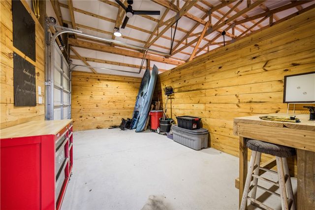 13885 N Mount Olive Road, Gravette, AR 72736