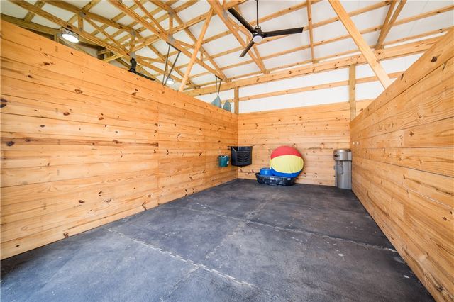 13885 N Mount Olive Road, Gravette, AR 72736