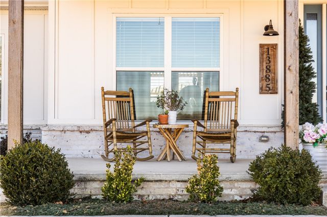 13885 N Mount Olive Road, Gravette, AR 72736