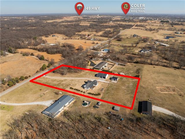 13885 N Mount Olive Road, Gravette, AR 72736