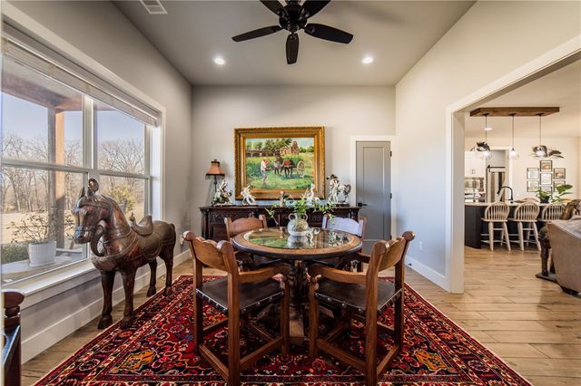 13885 N Mount Olive Road, Gravette, AR 72736