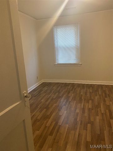 102 Dunn Drive, Montgomery, AL 36109