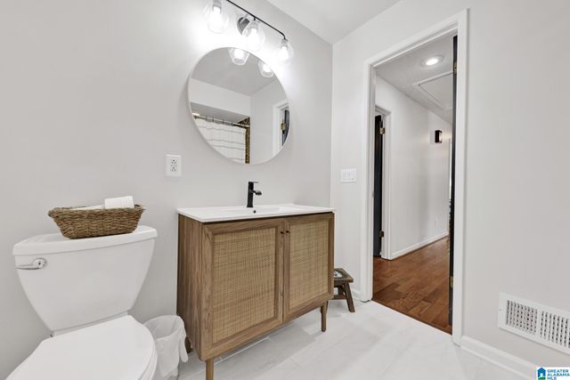 1804 CHANDCROFT DRIVE, Pelham, AL 35124