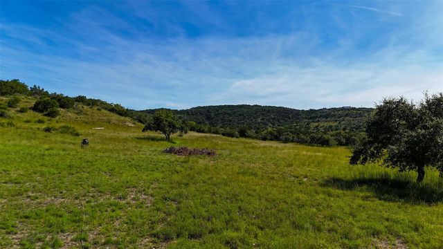 1215 Montell RD, Wimberley, TX 78676