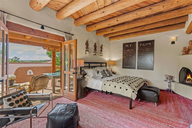 333 Magdalena Road, Santa Fe, NM 87501