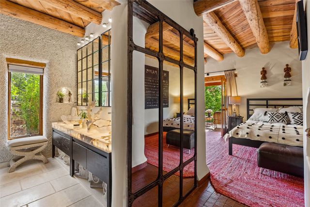 333 Magdalena Road, Santa Fe, NM 87501