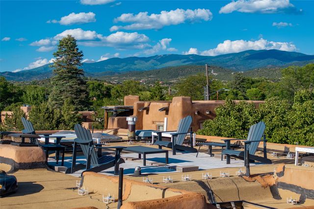 333 Magdalena Road, Santa Fe, NM 87501