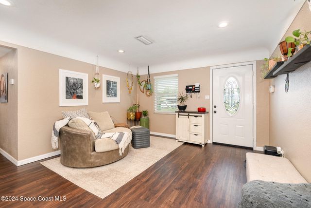 800 1st Street, Merritt Island, FL 32953