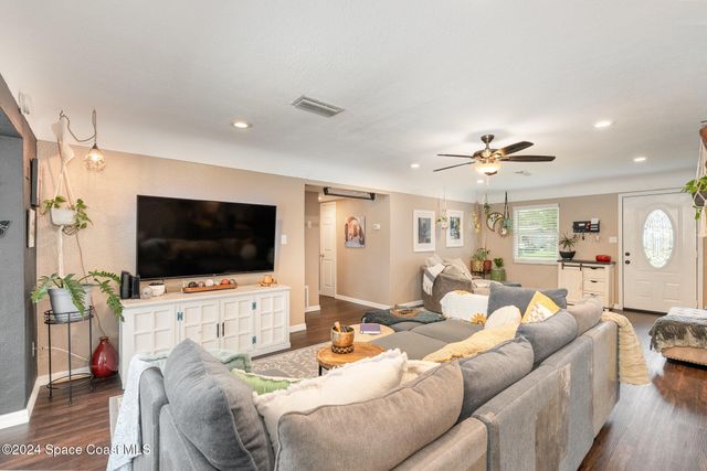 800 1st Street, Merritt Island, FL 32953