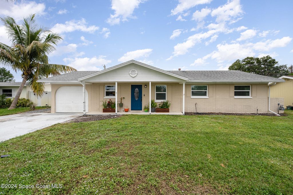 800 1st Street, Merritt Island, FL 32953