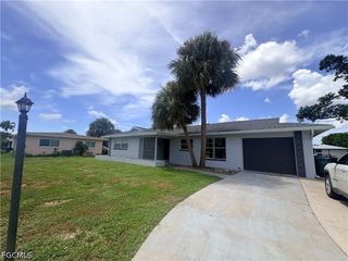 5108 Manor CT, Cape Coral, FL 33904