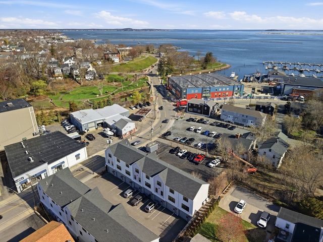 10 Water Street 1, Plymouth, MA 02360