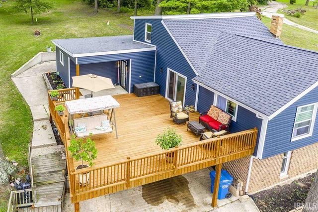 2717 E Stalf Road, Columbia City, IN 46725